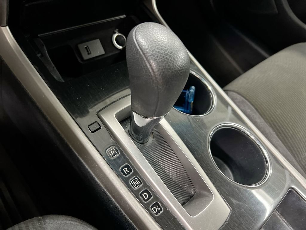 Used 2013 Nissan Altima 3.5 SV FWD image 17