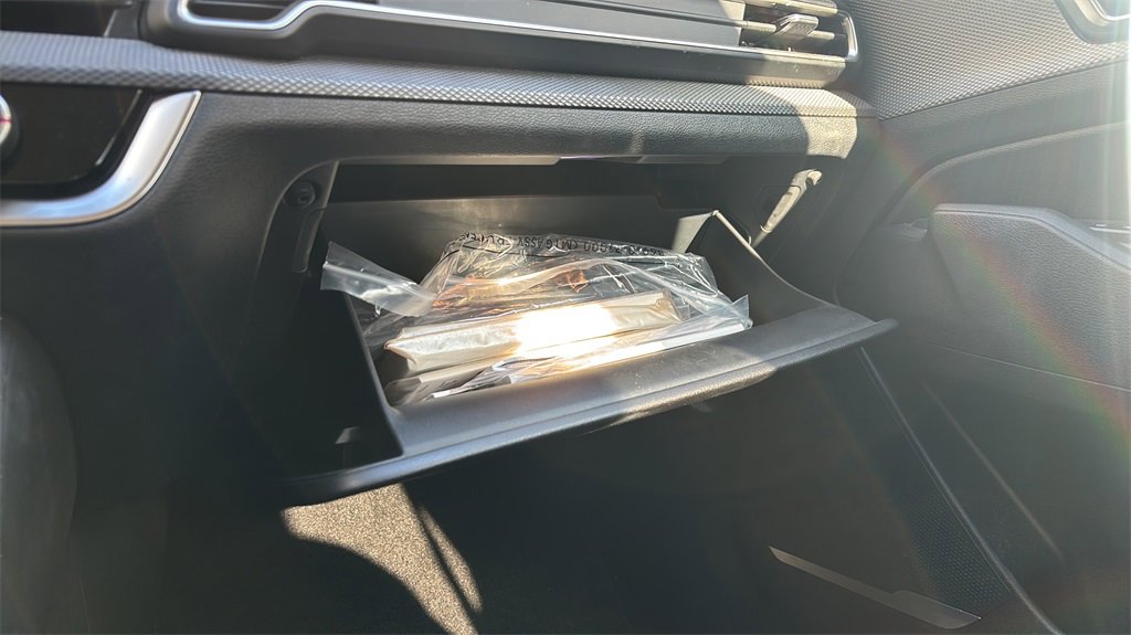 Used 2023 Kia Sportage LX image 30