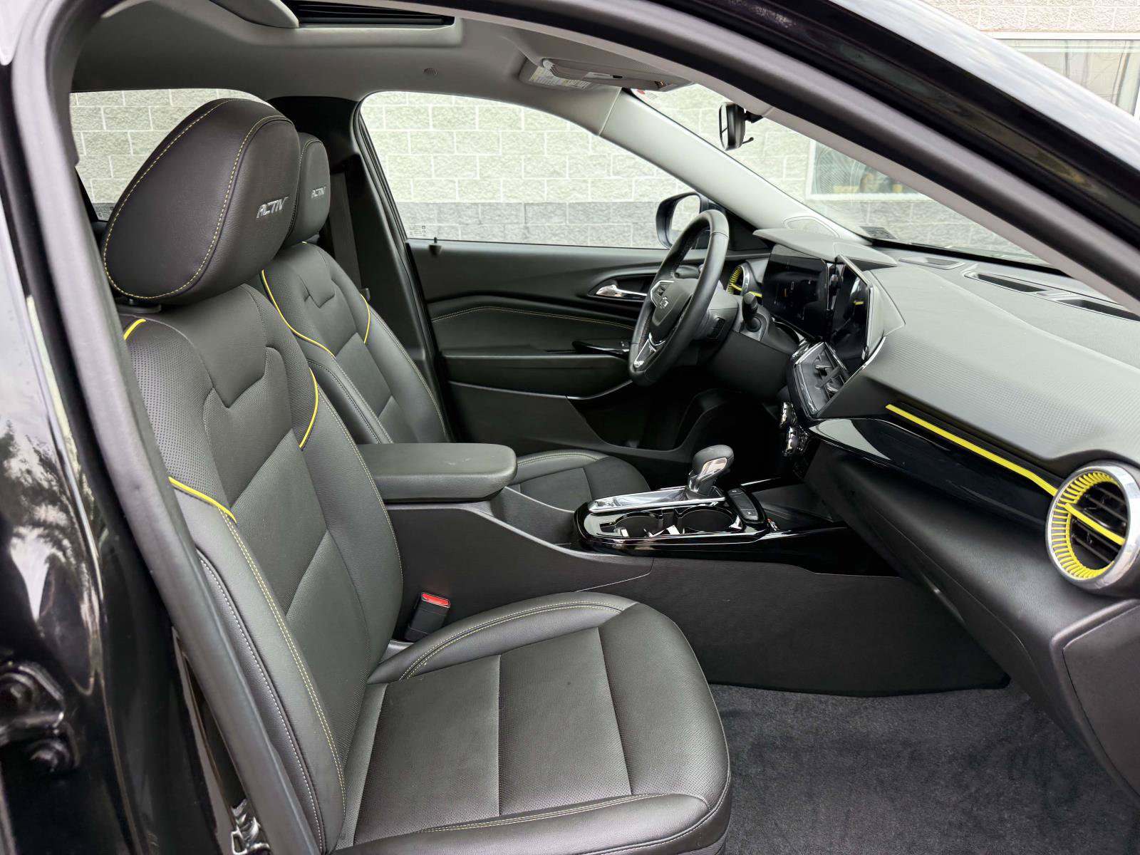 Certified 2026 Chevrolet Trax ACTIV w/ Sunroof Package FWD image 14