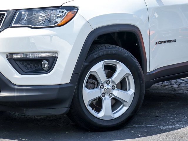 Used 2021 Jeep Compass Latitude AWD/4WD image 4