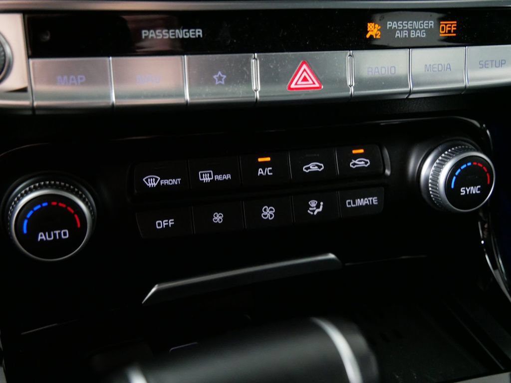 Used 2022 Kia Stinger GT-Line w/ Sun & Sound Package AWD/4WD image 30