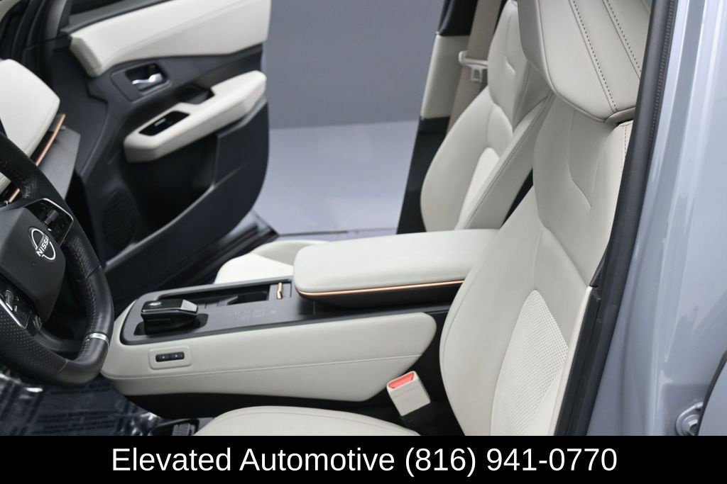 Used 2024 Nissan Ariya AWD image 19