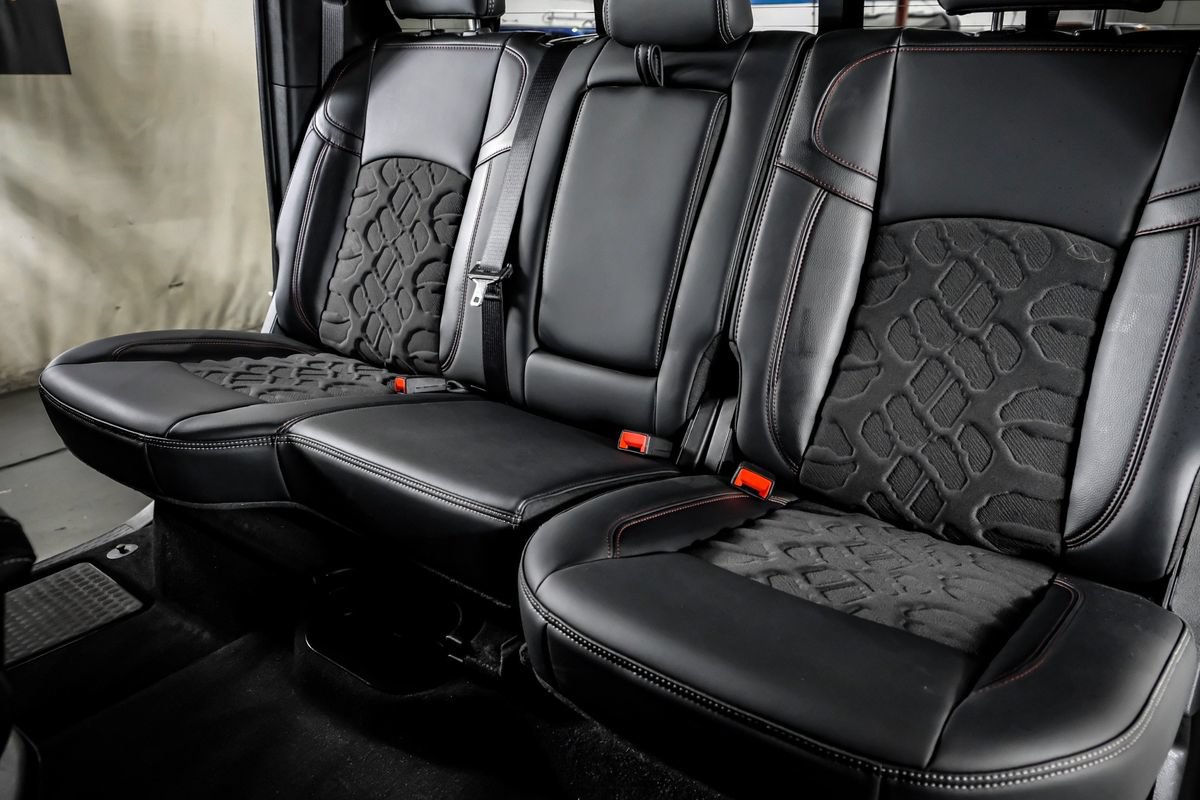Used 2026 RAM 2500 Rebel AWD/4WD image 32