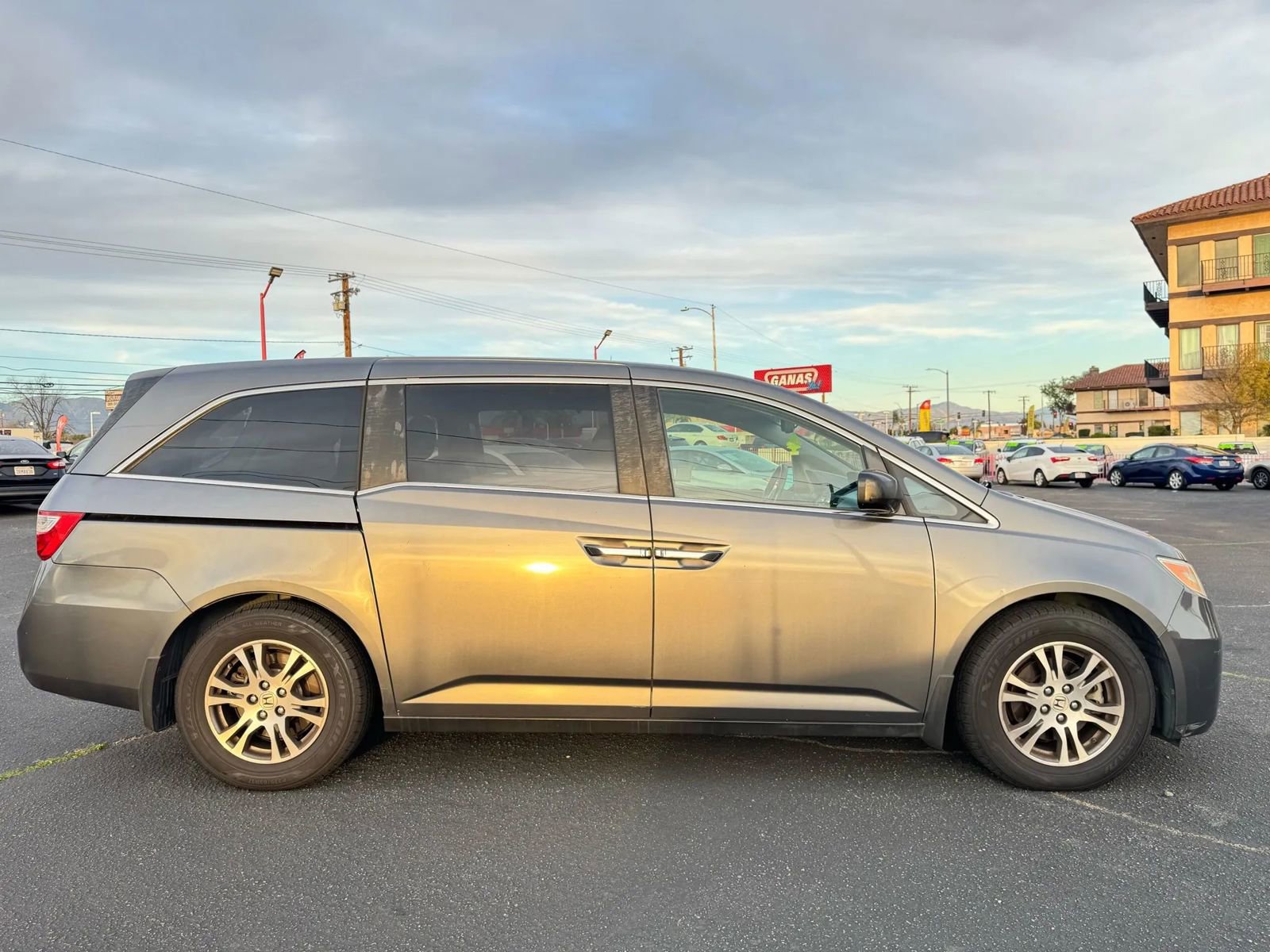 Used 2012 Honda Odyssey EX-L image 10