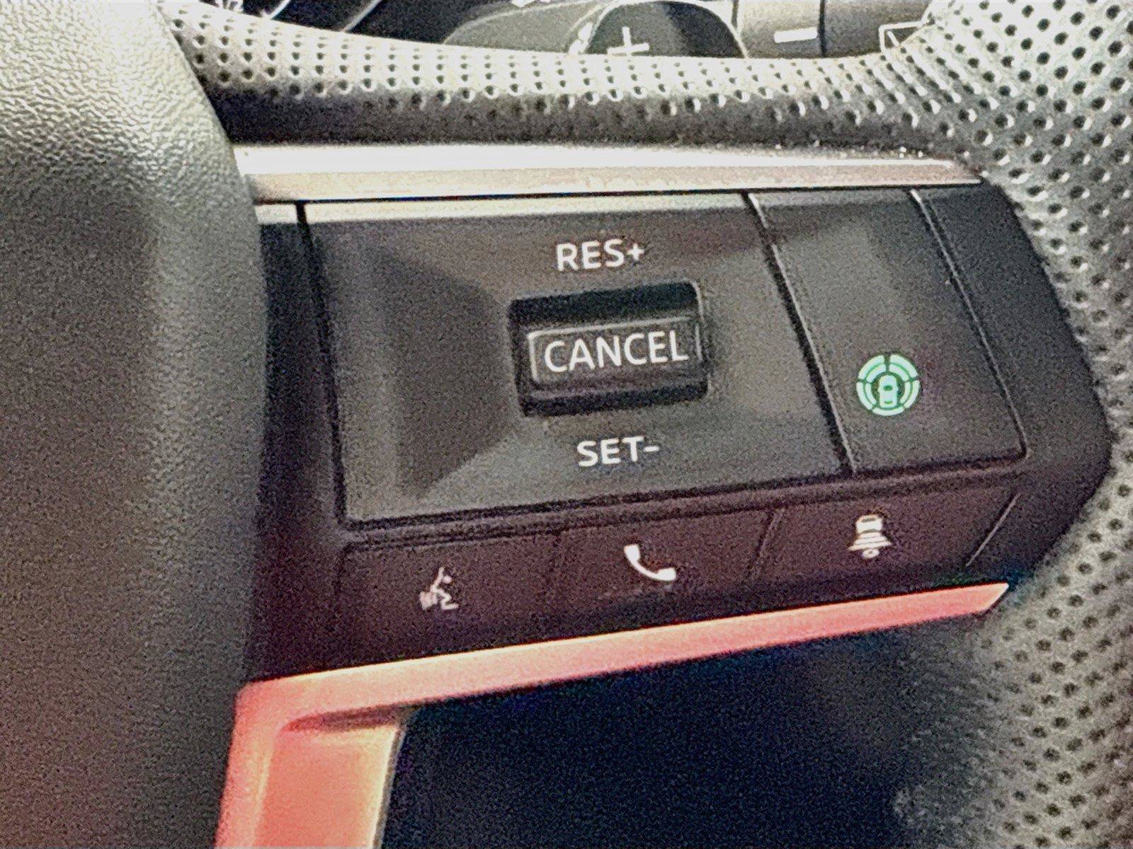 Used 2026 Mitsubishi Outlander AWD image 16