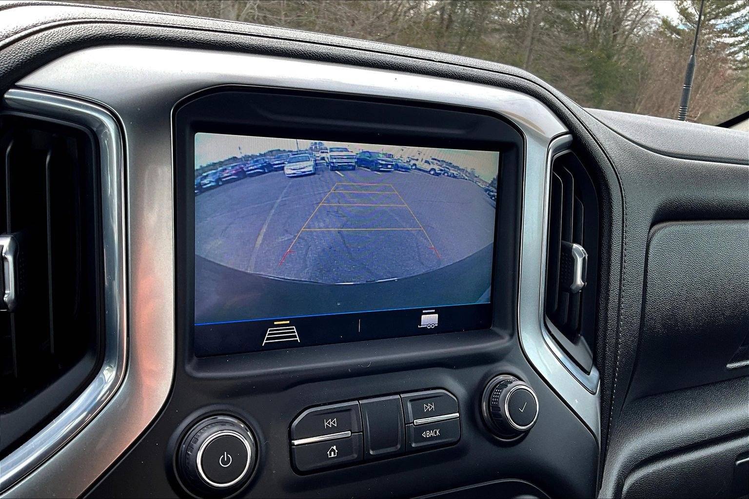 Used 2020 Chevrolet Silverado 1500 RST w/ All-Star Edition AWD/4WD image 10