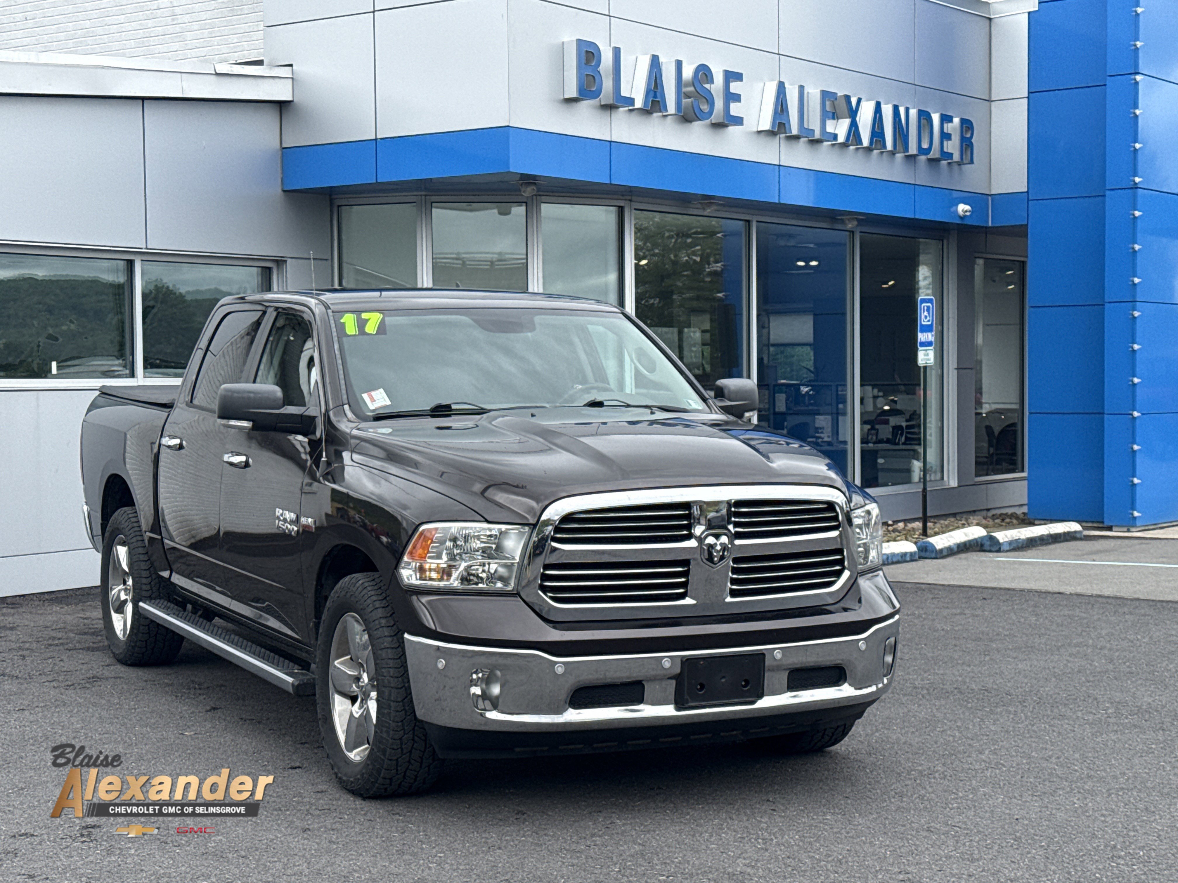 Used 2017 RAM 1500 Big Horn AWD/4WD image 1