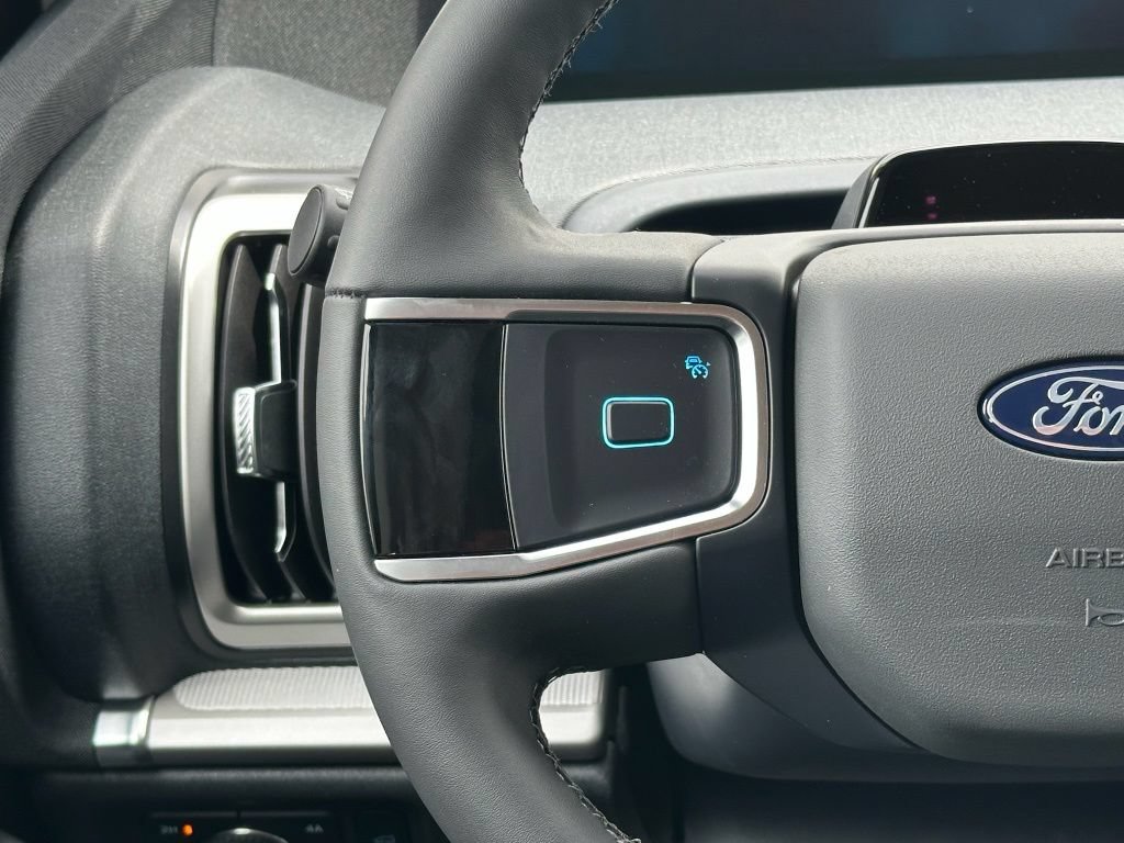 New 2026 Ford Expedition Active AWD/4WD image 10
