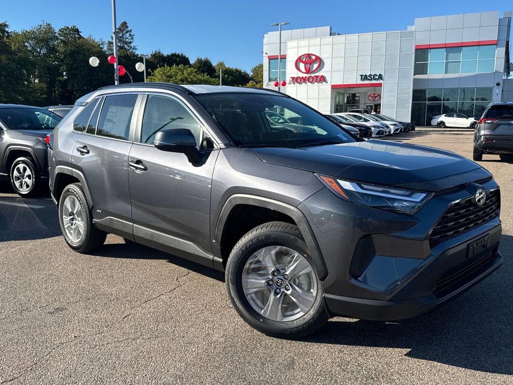 New 2025 Toyota RAV4 LE