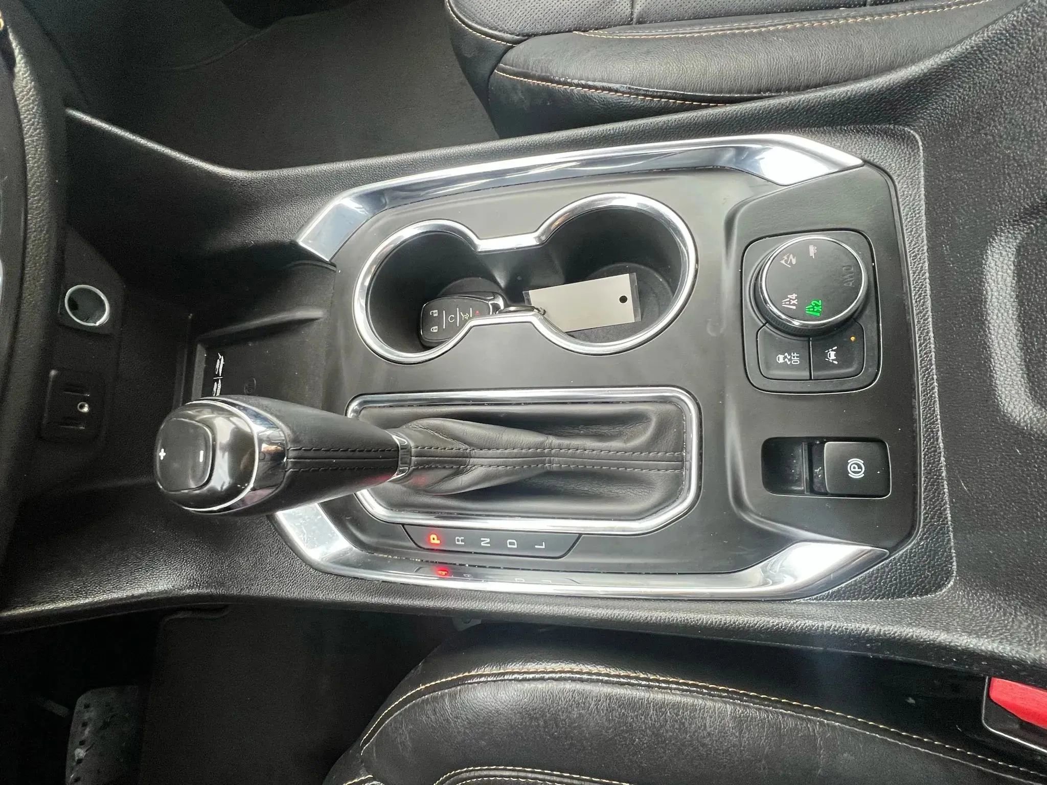 Used 2019 Chevrolet Traverse Premier AWD/4WD image 20