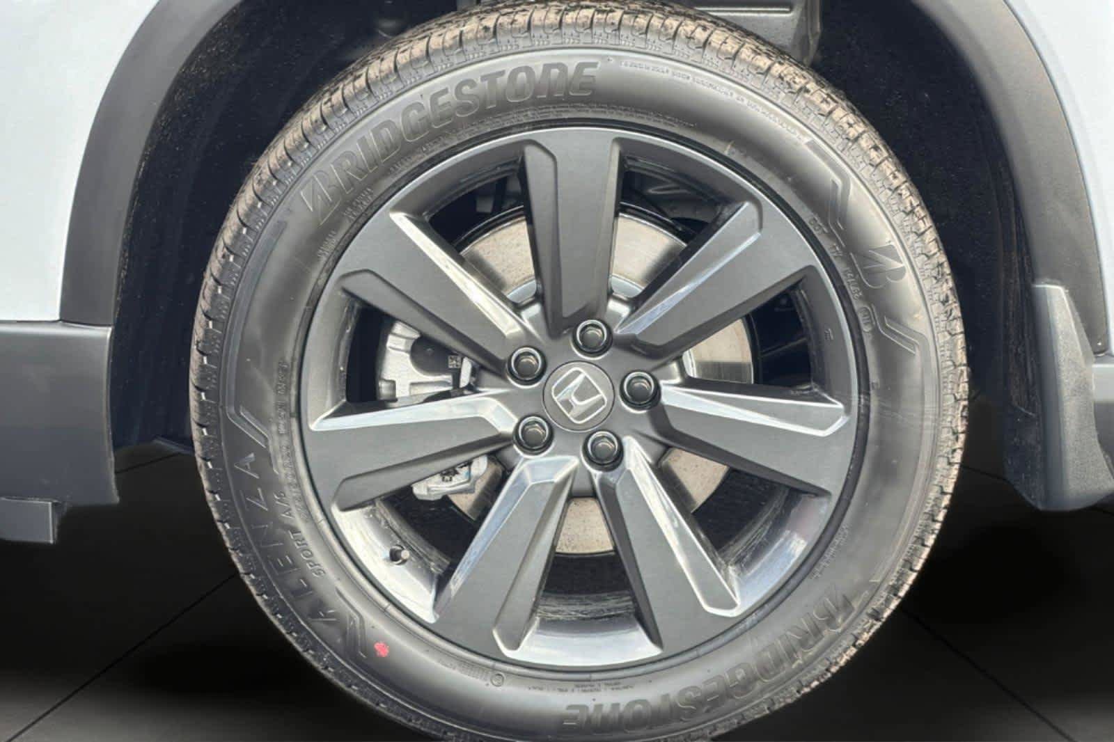 New 2026 Honda Pilot Sport image 11