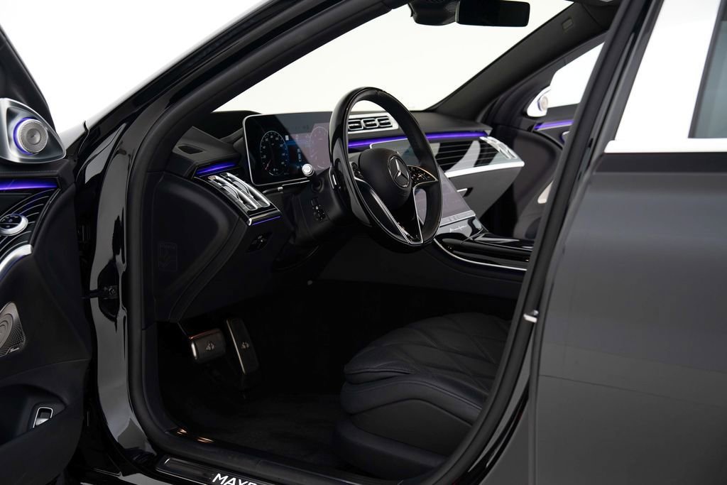 Used 2024 Mercedes-Benz Maybach S 680 4MATIC image 10