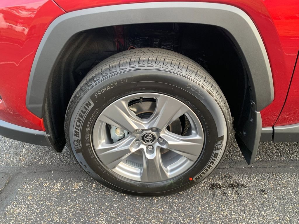 New 2025 Toyota RAV4 XLE w/ Convenience Package image 30
