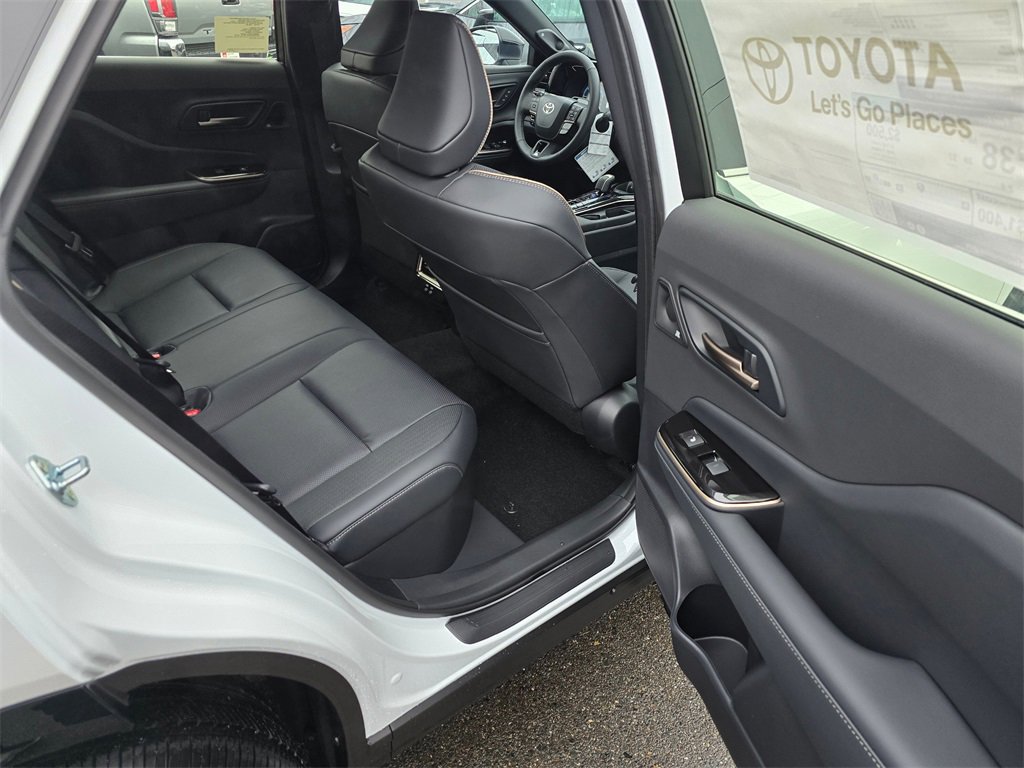 New 2025 Toyota Crown Signia image 13