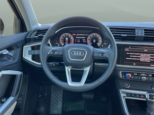 Certified 2025 Audi Q3 2.0T Premium Plus w/ Premium Plus Package AWD/4WD image 10