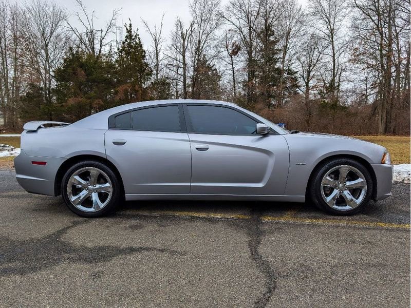 Used 2014 Dodge Charger R/T w/ Wheels & Tunes Group image 4