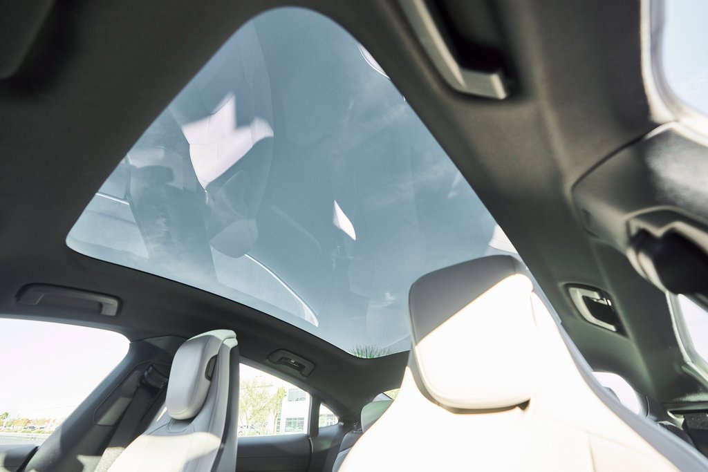 Used 2023 Porsche Taycan 4S w/ Premium Package image 45