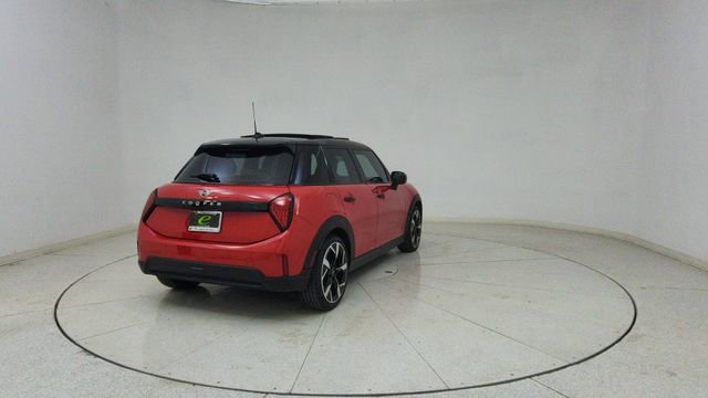 Used 2025 MINI Cooper 4-Door Hardtop image 67