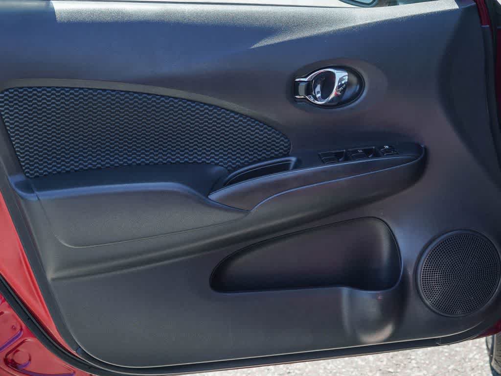 Used 2018 Nissan Versa Note SV FWD image 18