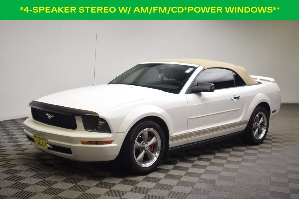 Used 2006 Ford Mustang Premium RWD image 3