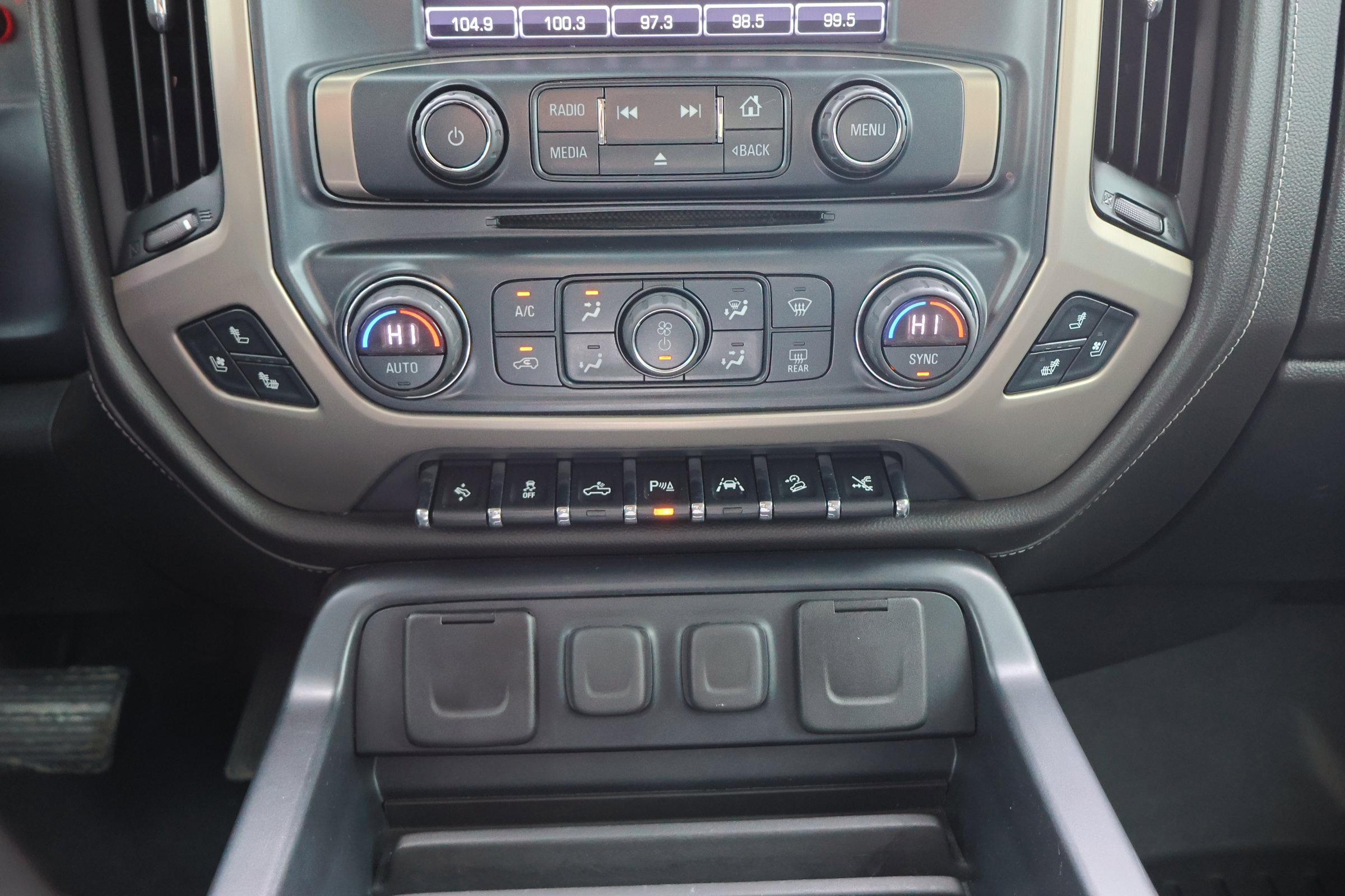 Used 2017 GMC Sierra 1500 Denali w/ Denali Ultimate Package image 24