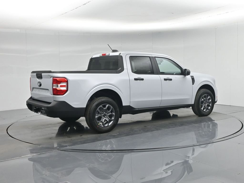 New 2026 Ford Maverick XLT image 25