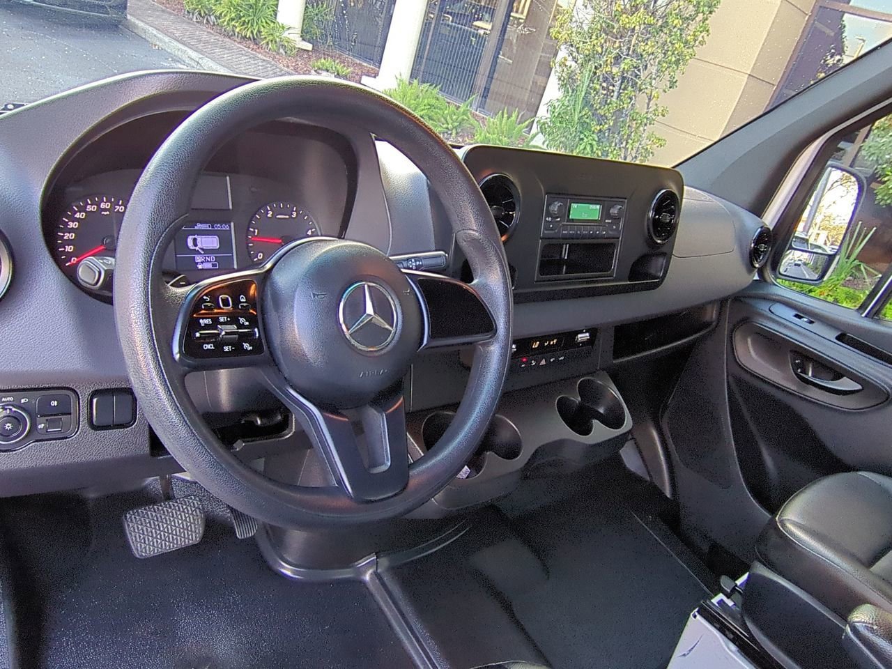 Used 2019 Mercedes-Benz Sprinter 144 Cargo image 15