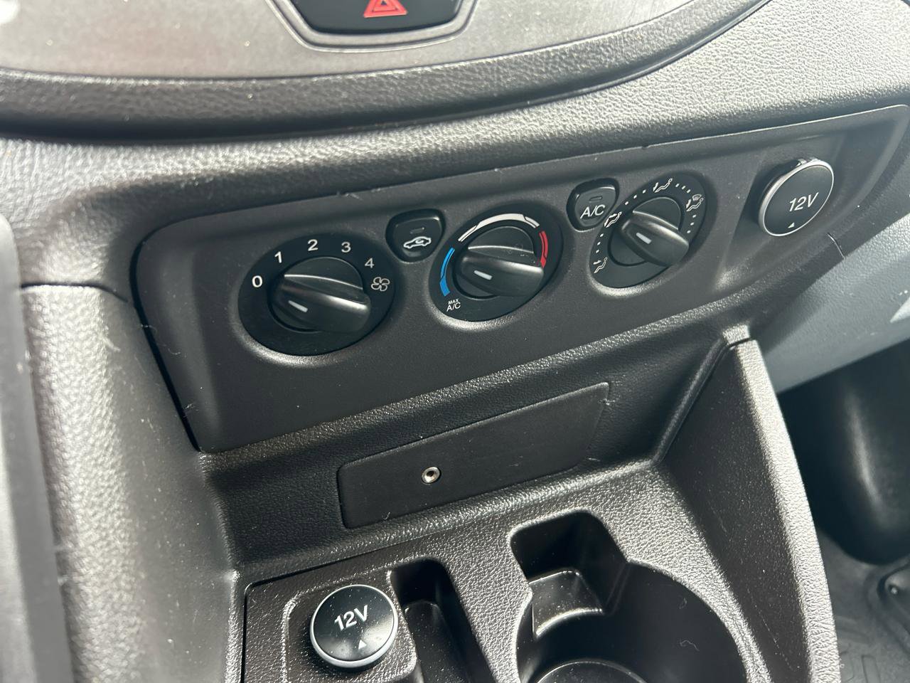 Used 2018 Ford Transit 150 130 Low Roof image 24