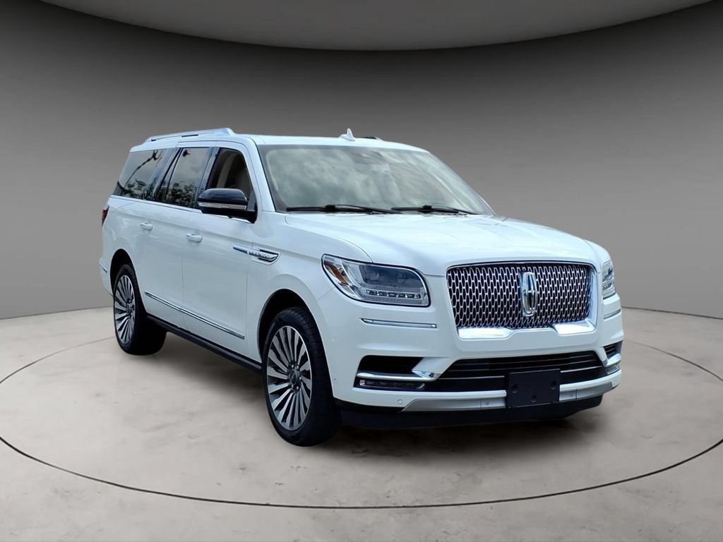 Used 2021 Lincoln Navigator L Reserve w/ Luxury Package AWD/4WD image 14