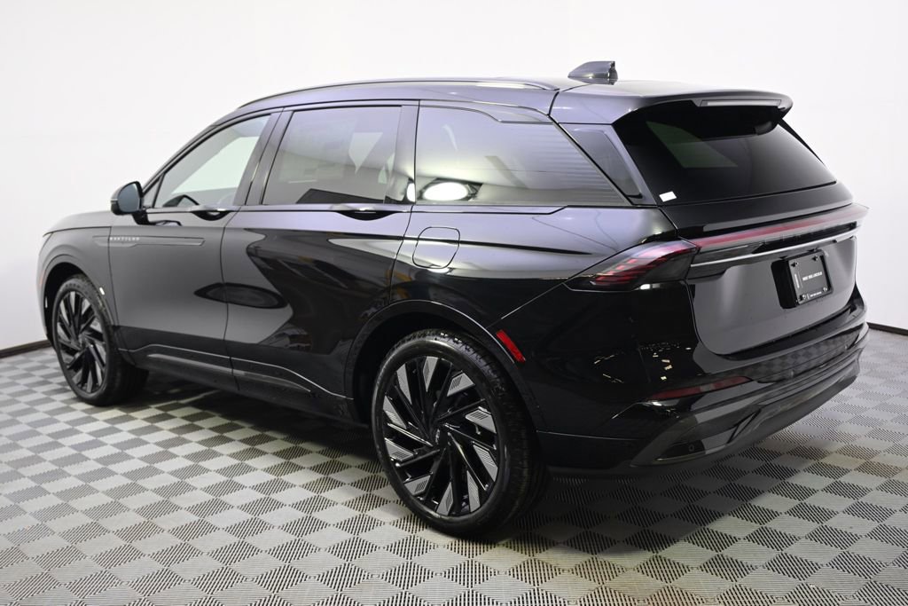 New 2026 Lincoln Nautilus Reserve w/ Jet Appearance Package AWD/4WD image 3