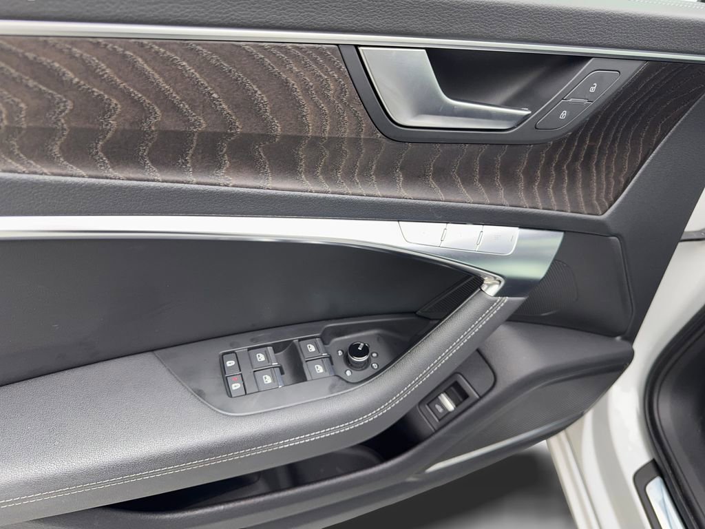 Used 2023 Audi A6 Premium Plus w/ Premium Plus Package image 33
