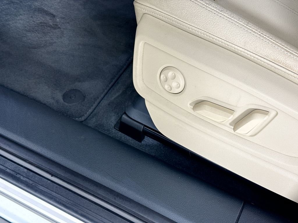 Used 2020 Audi Q5 2.0T Premium Plus w/ Premium Plus Package image 18