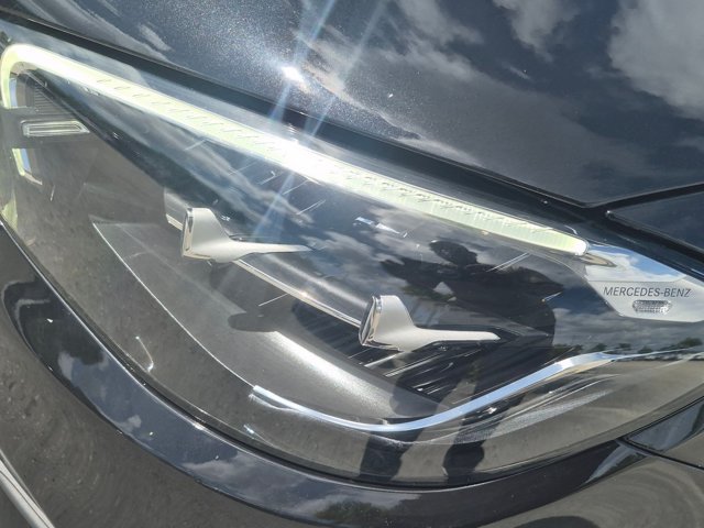 Used 2023 Mercedes-Benz E 450 Cabriolet image 9