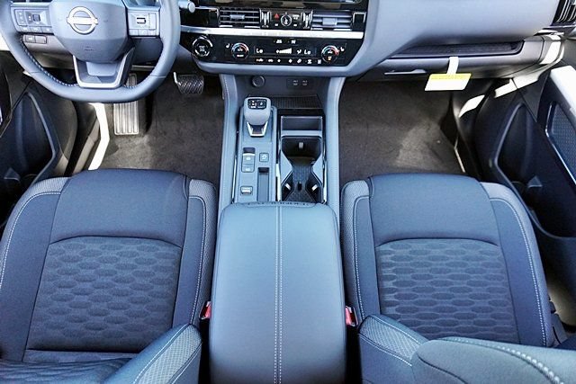 New 2026 Nissan Pathfinder SV FWD image 32