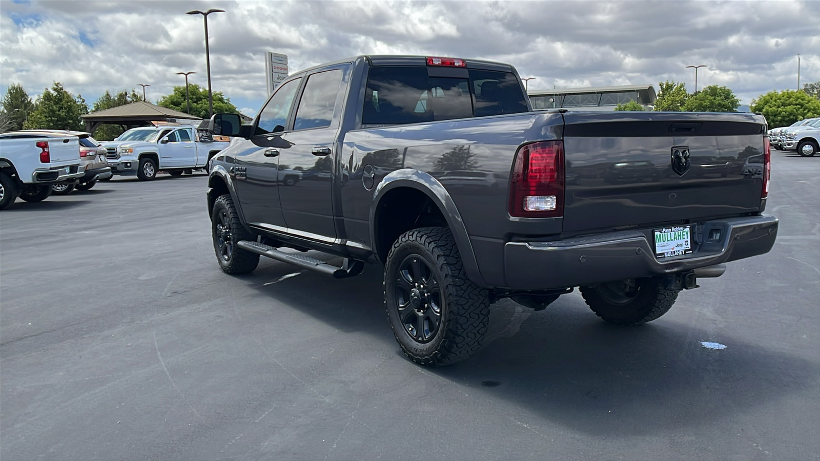Used 2018 RAM 2500 Laramie w/ Sport Appearance Group AWD/4WD image 5