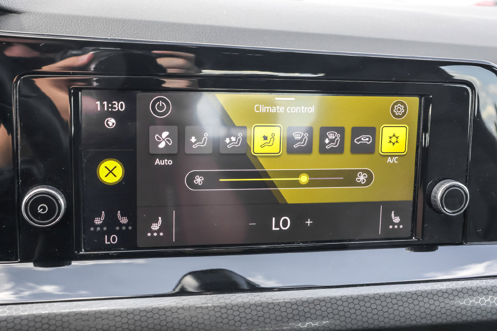 Certified 2024 Volkswagen GTI S FWD image 22