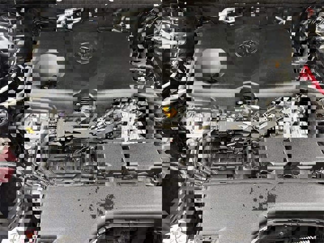 Used 2021 Toyota RAV4 XLE Premium image 35