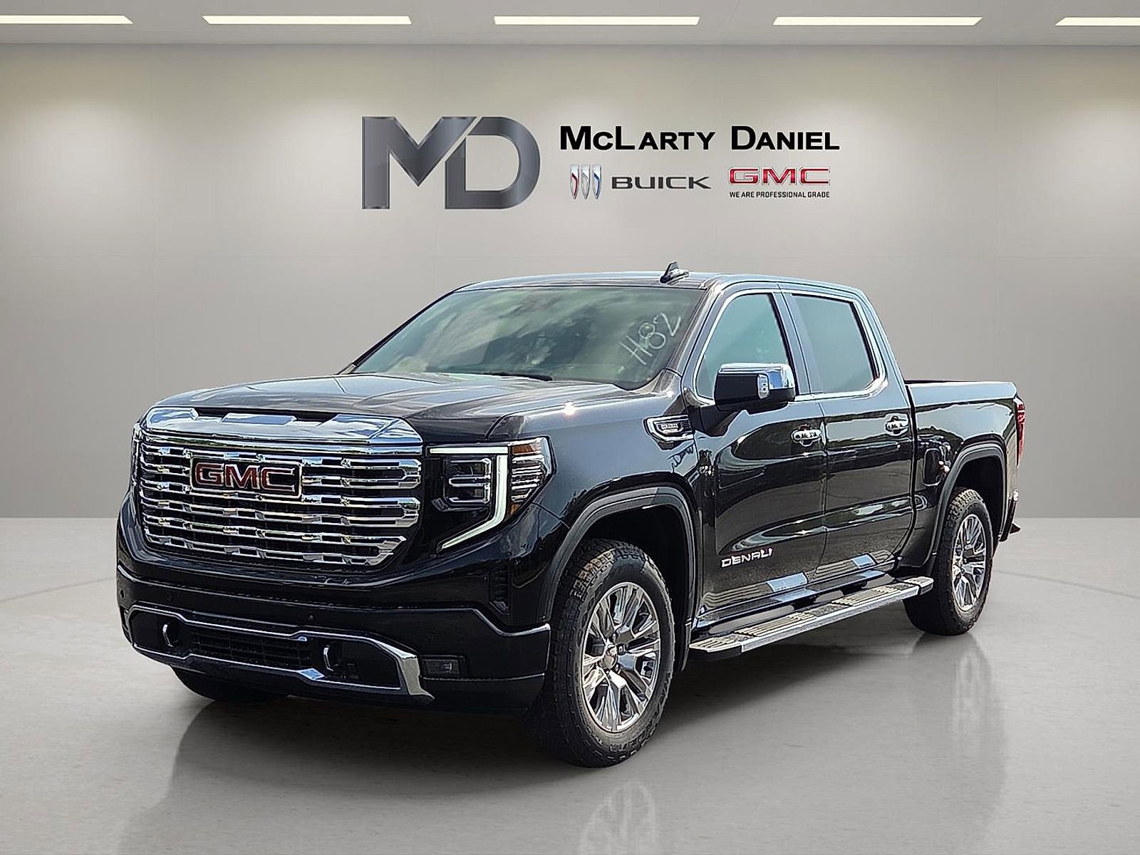 Used 2026 GMC Sierra 1500 Denali AWD/4WD video 2