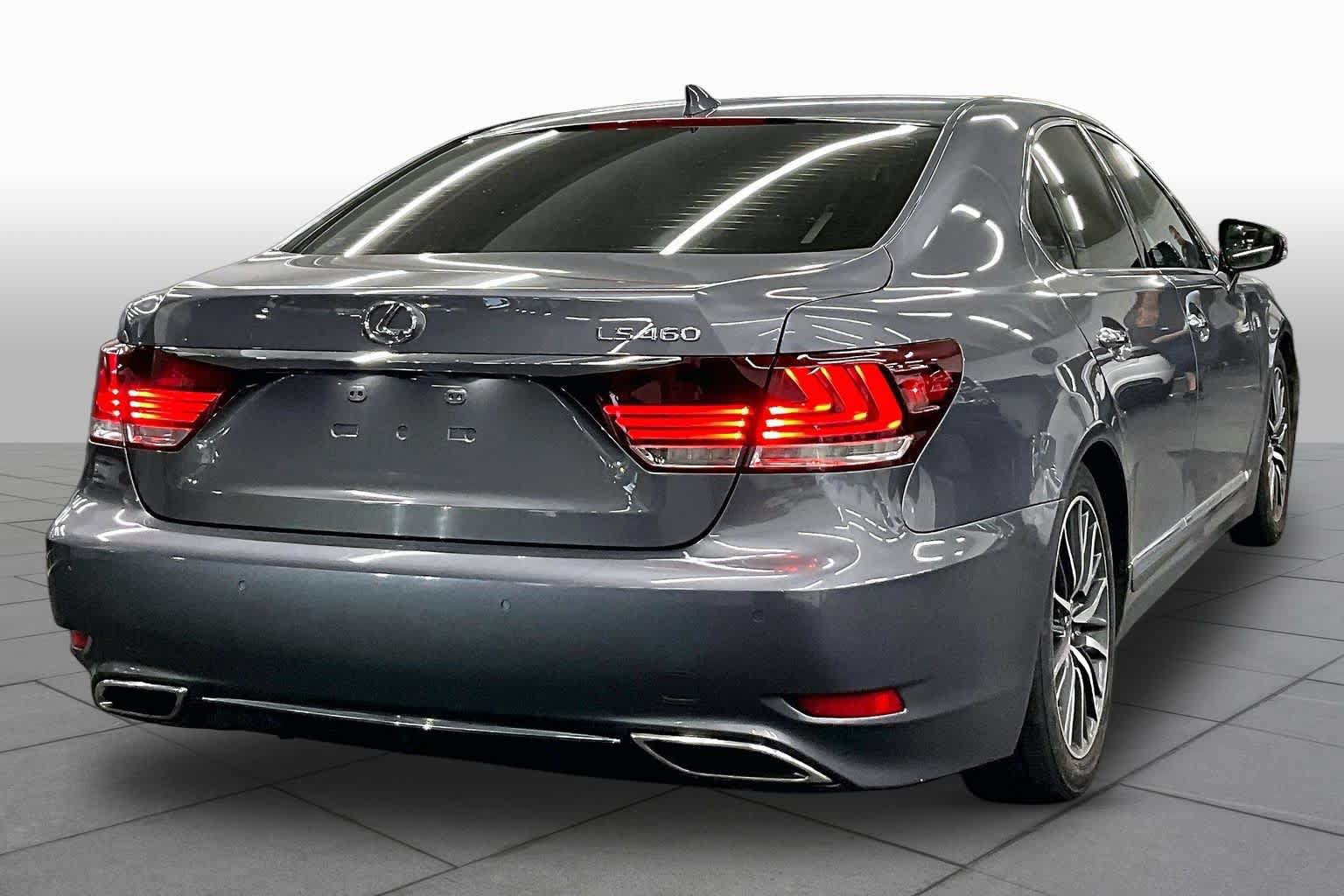 Used 2014 Lexus LS 460 w/ F Sport Package RWD image 12