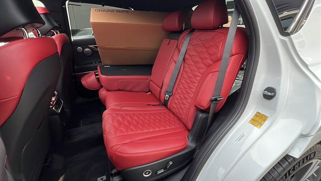 New 2026 Genesis GV80 3.5T e-SC image 39