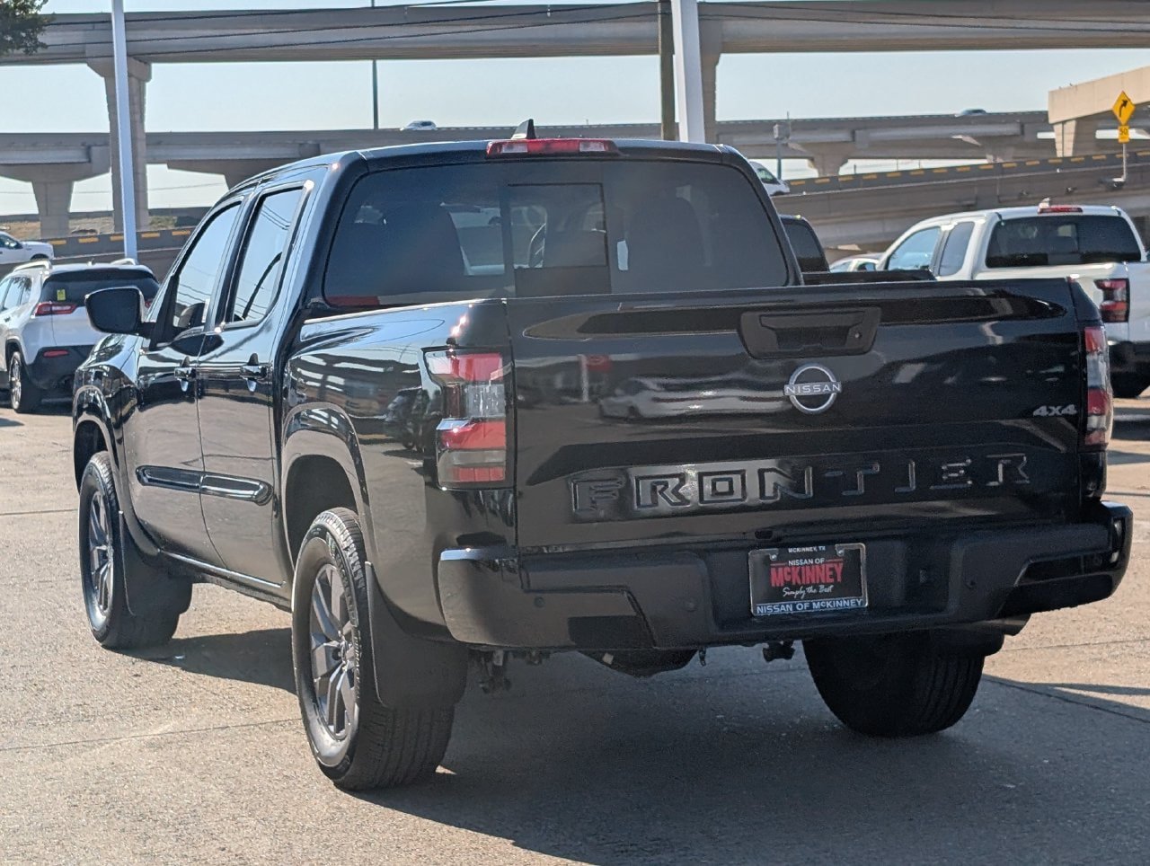 Certified 2025 Nissan Frontier SV AWD/4WD image 4
