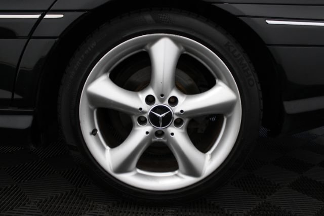 Used 2005 Mercedes-Benz C 230 Sedan image 10