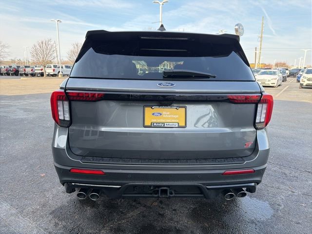 Used 2025 Ford Explorer ST image 6