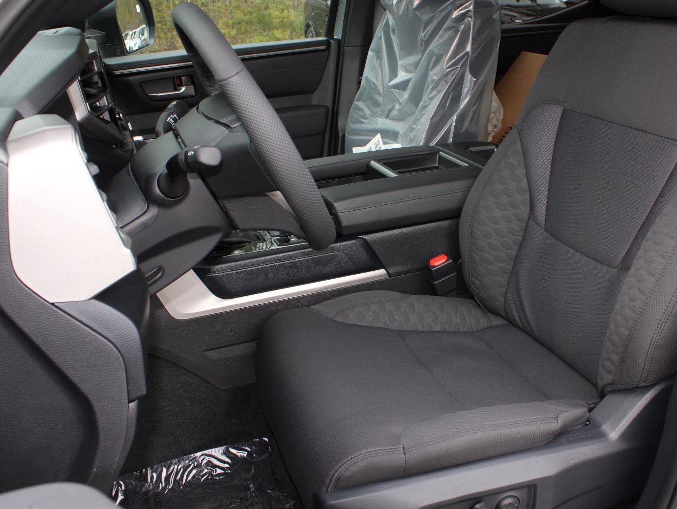 New 2026 Toyota Tundra SR5 image 16