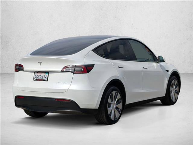 Used 2023 Tesla Model Y Long Range image 5