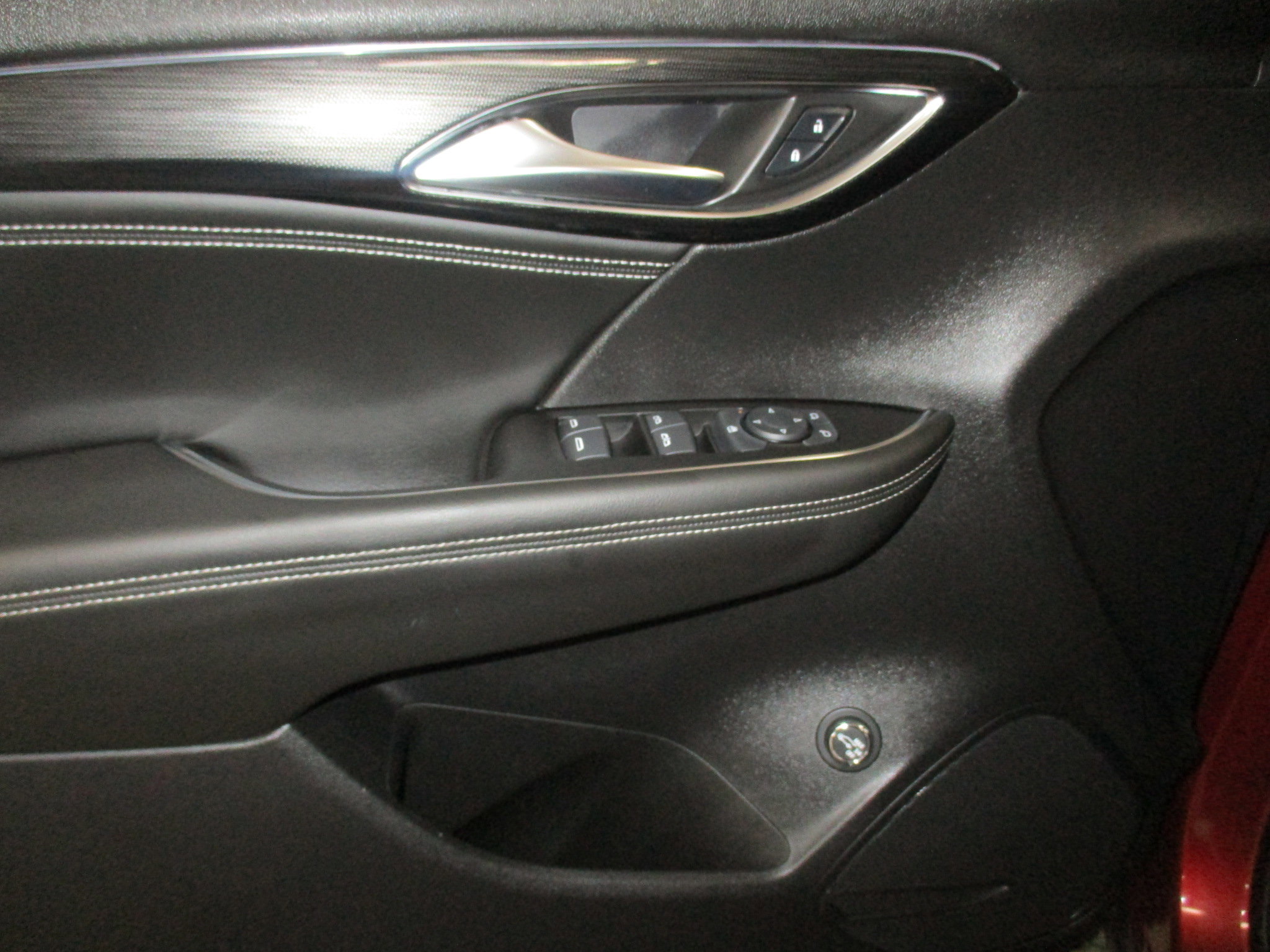 Used 2023 Buick Envision Preferred image 16