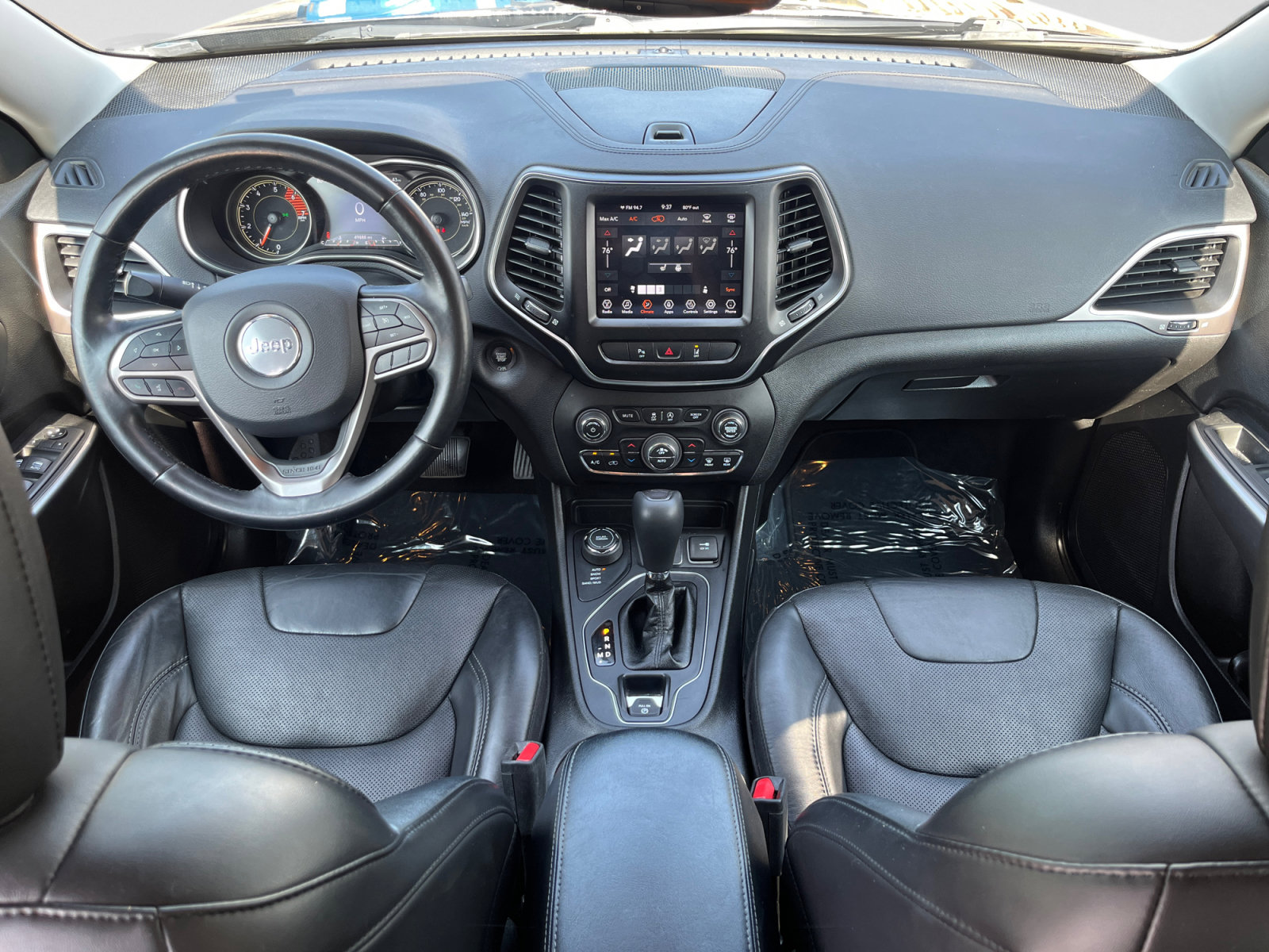 Used 2021 Jeep Cherokee Latitude Lux w/ Comfort/Convenience Group AWD/4WD image 10