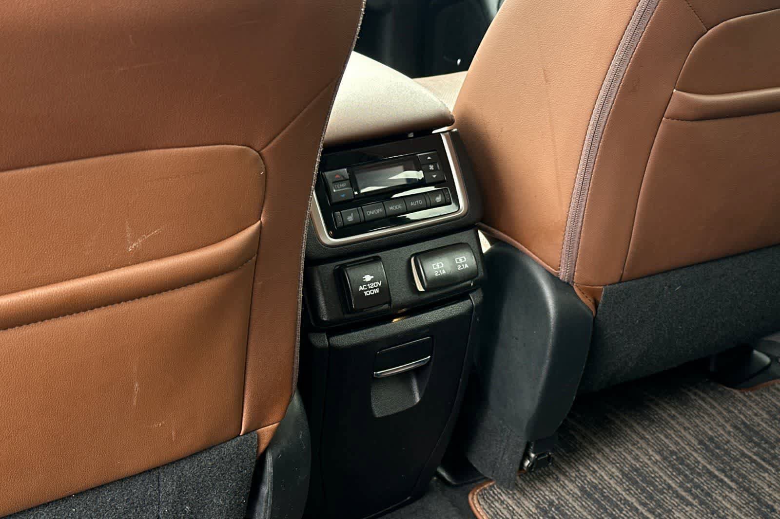 Certified 2022 Subaru Ascent Touring AWD/4WD image 15