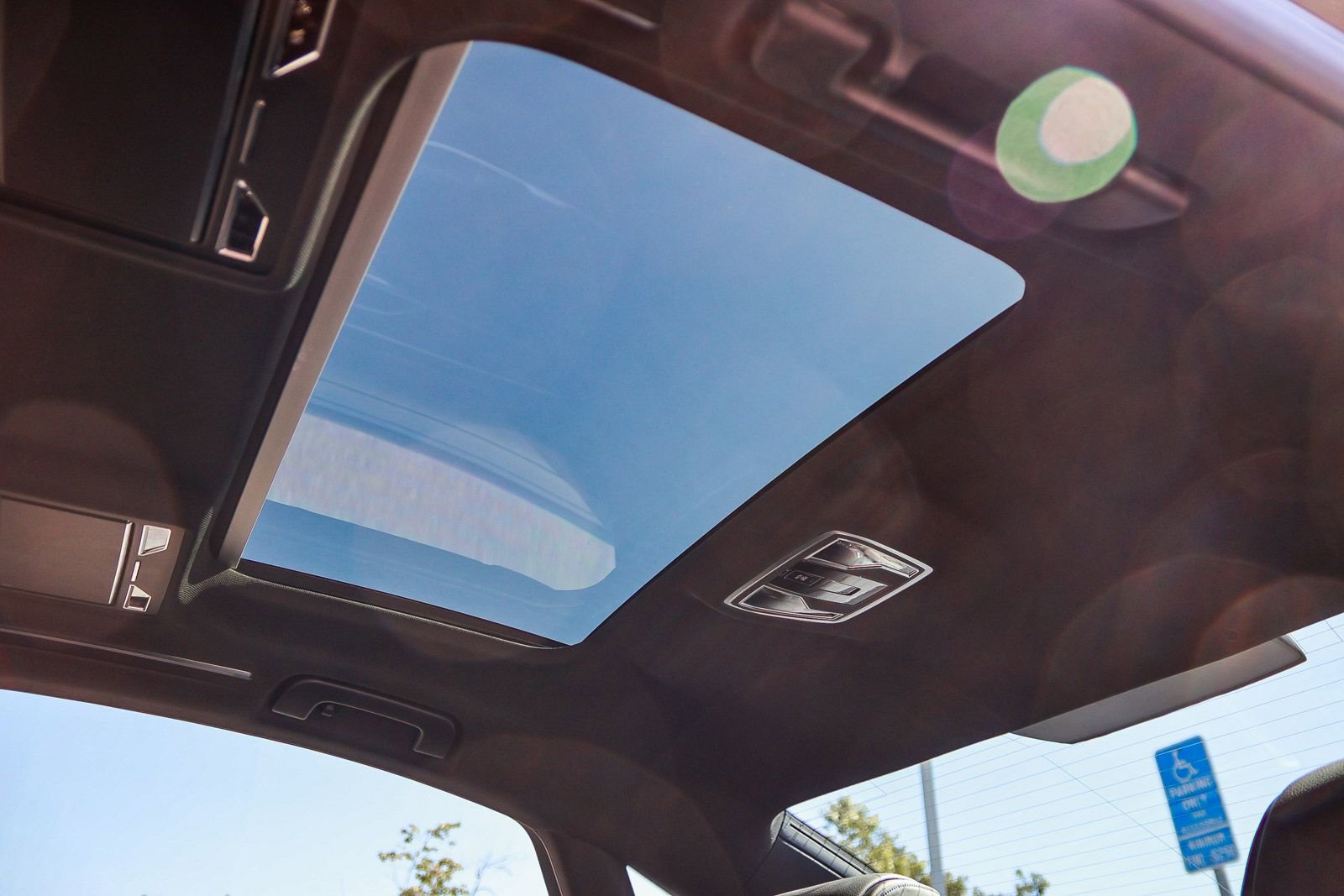 Used 2025 Audi A8 L 3.0T image 19