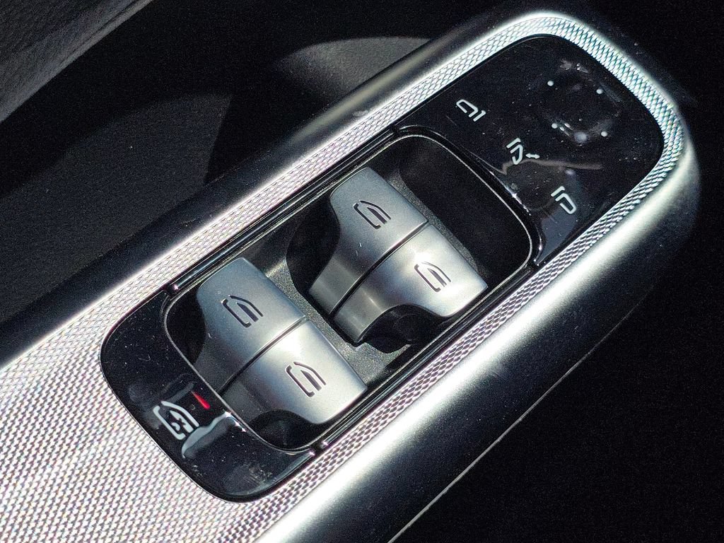 New 2026 Mercedes-Benz E 450 4MATIC Sedan image 28